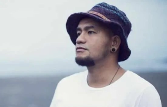 我会牢牢记住你的脸是什么歌 歌曲《再见》演唱者及歌词完整版介绍