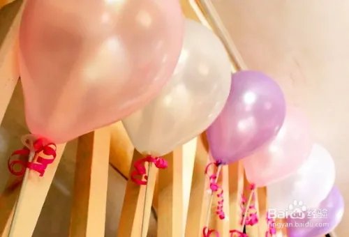 如何用气球装饰？