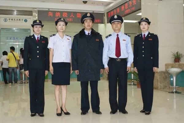 国税局一般上班时间是几点？