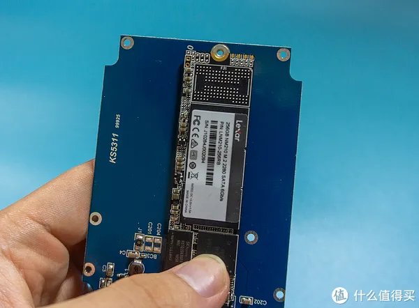 金胜固态硬盘好吗