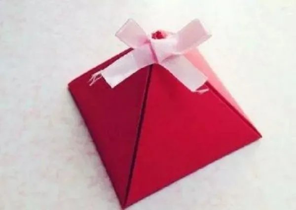 如何制作礼品盒？