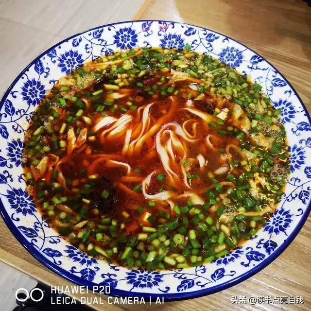 有哪些特色餐馆？