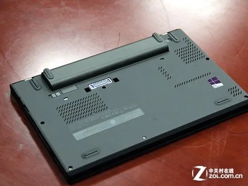 碳纤商用新品 ThinkPad X240笔记本评测