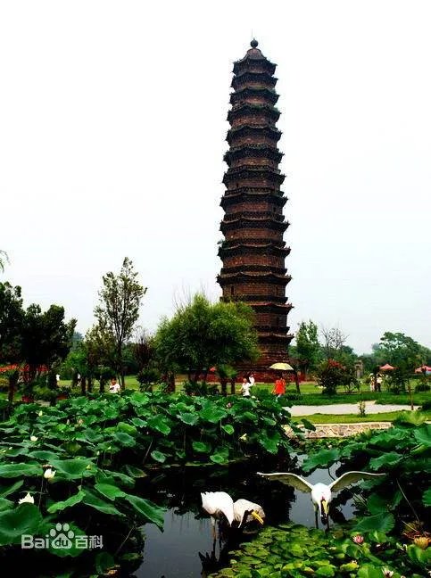 中国最大的琉璃塔在哪里，是什么样子？