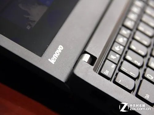 碳纤商用新品 ThinkPad X240笔记本评测