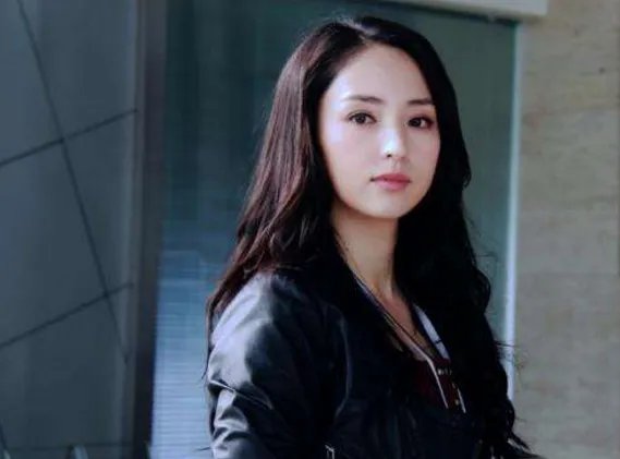 董璇说她不敢发微博,为什么?