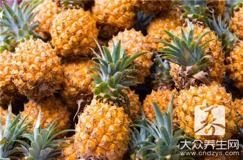 菠萝和凤梨有什么不一样的