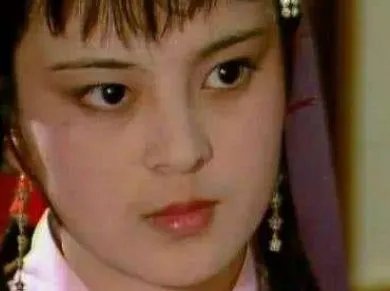 红楼梦中探春是什么结局？为何说她是贾府的牺牲品？