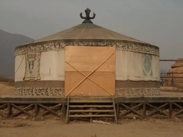 石家庄的狮身人面像具体在什么地方，那个地方是干什么的，除了狮身人面像还有什么？具体位置信息是什么，