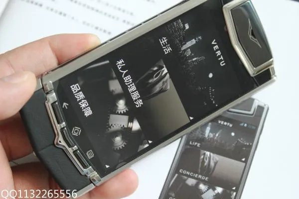 请问这个VERTU手机价值多少钱。急