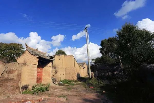 现在如果在农村没有车会被人瞧不起吗？原因是什么？