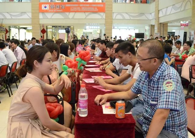 浙大男相亲杭州专科富家女，因为学历犹豫不决，相亲学历真的重要吗？