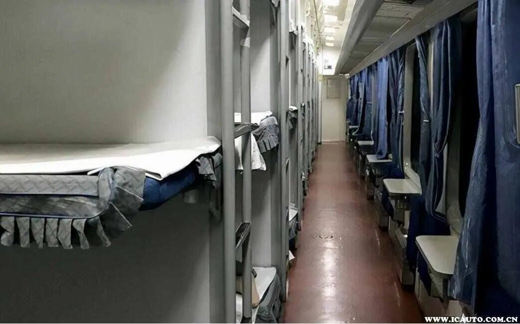 火车硬卧哪一层最舒服