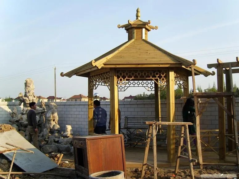 防腐木亭子施工方案