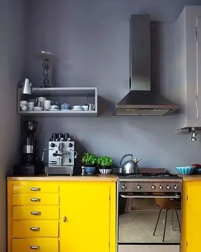 小黄人元素搭出俏皮风空间,“黄”得有意思!