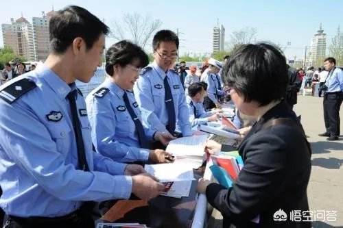 45岁退伍军人可以应聘辅警吗?