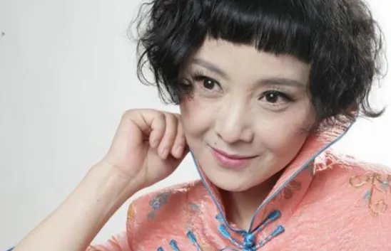 安雯因《红楼梦》走红，不料丈夫狱中去世，如今患重病生活潦倒，你怎么看？