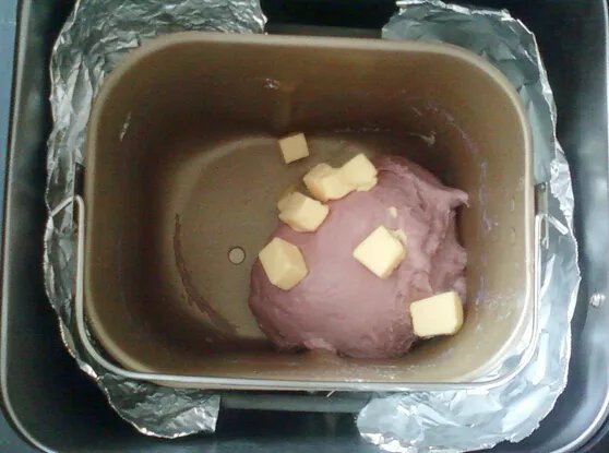 美的面包机做面包的方法 美的面包机做面包的配方