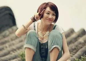 女演员姜妍怎么看起来比以前越来越年轻漂亮了?