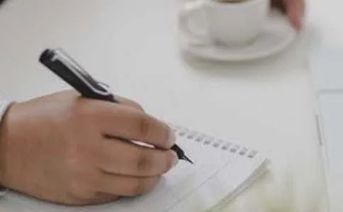 那一刻我流泪了作文