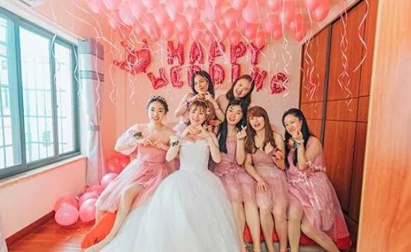 伴娘人数可以是3个吗 伴郎伴娘一般是几个人啊