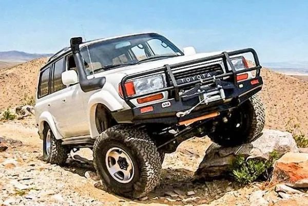 教练出车祸2名学员身亡事件，交警大队是如何回应的？