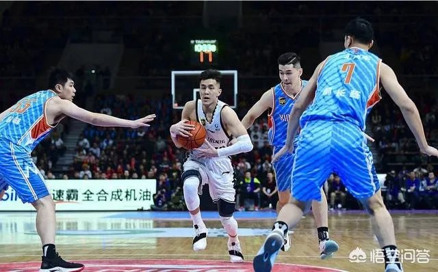 半决赛辽宁队再负新疆队,为何有球迷高喊王哲林MVP,这是什么梗?