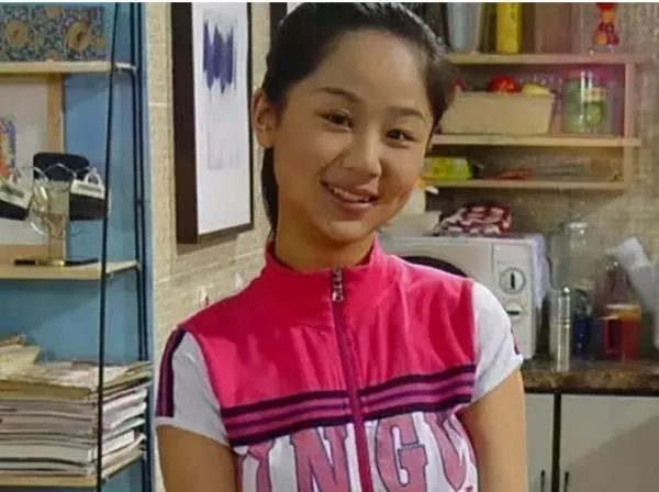 杨紫在娱乐圈中很多年，你喜欢她吗？