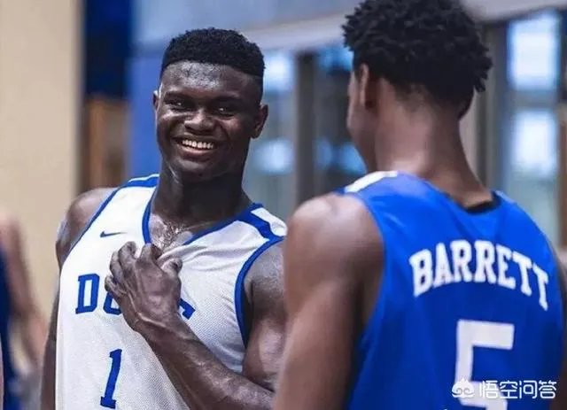 19岁的准状元锡安正式宣布参加选秀,你觉得他第一个赛季能赚多少钱?