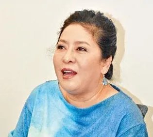 郭碧婷生女向太奖励豪宅，郭碧婷已答应生三胎，对此你怎么看？