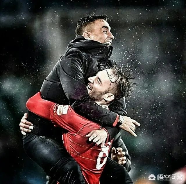 广州恒大发布亚冠迎战天津权健的对决海报：捍卫荣耀！你如何评价？