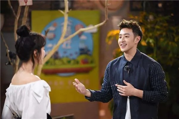 吴昕潘玮柏在COSMO盛典宣布有新惊喜,是在一起了吗?