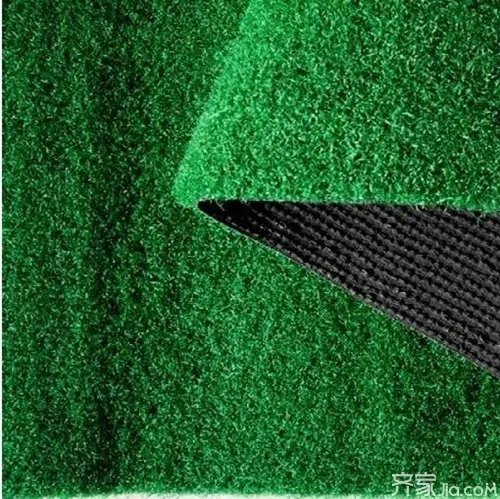 【环保小贴士】假草坪厂家 假草坪施工工艺