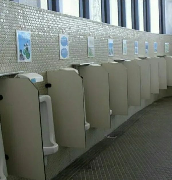 学校安排学生打扫厕所到底该不该?