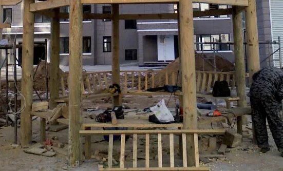 防腐木亭子施工方案