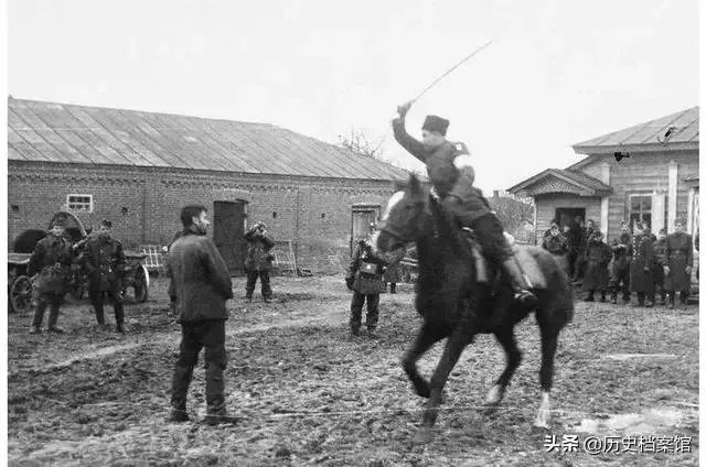 哥萨克人为什么要背弃苏联?