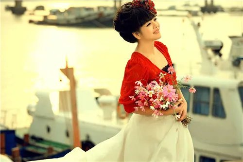 温州婚纱店前十推荐 租一套婚纱大概要多少钱