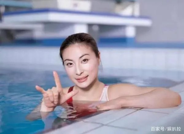 退役10年后，郭晶晶能拿多少退休金？听到金额网友不敢相信，到底是多少？