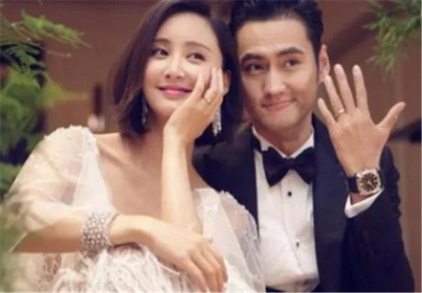 张歆艺曾对多个男人动情，情史混乱的她到底有何魅力？