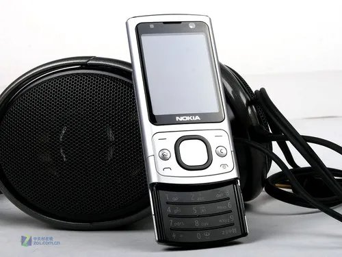 600MHz+500W金属滑盖S60 诺基亚6700s评测