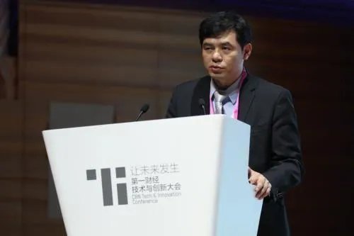 第一财经都有哪些主持人,和主要节目?