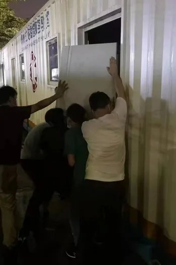 集结!中山一院首批60名队员已赴越秀各社区支援!