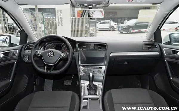 polo和高尔夫什么区别？新手买高尔夫还是polo