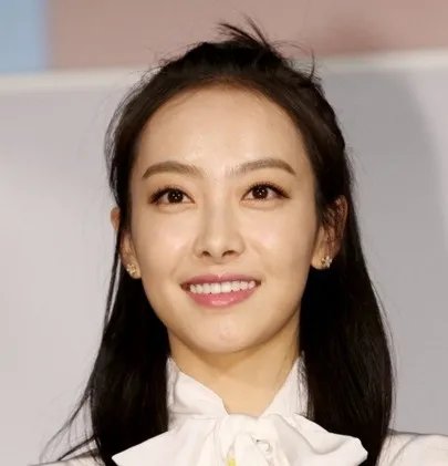 kris看宋茜的照片曝光 解约真正原因大公开