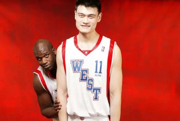 巨人奥尼尔体型有多大?