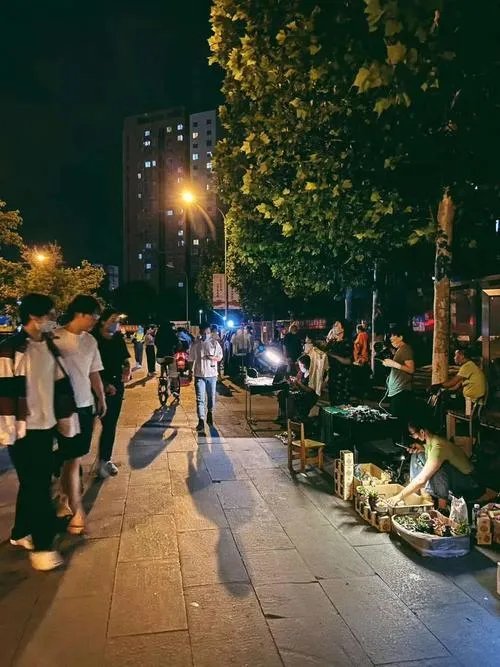 摆地摊需要办地摊证吗?在哪办?