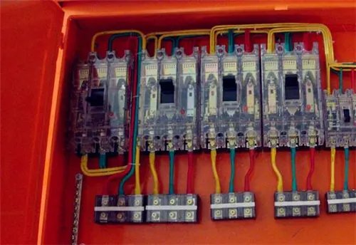 二级配电箱规格是什么