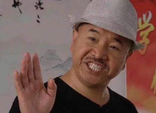 王小利祝李荣浩永葆青春，这是什么梗？