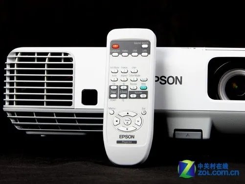 无线高清 爱普生商务投影C2070WN首测