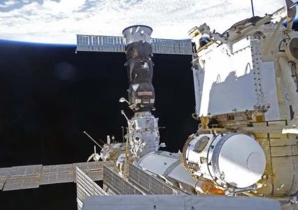 3名航天员都安全着陆，空间站是不是就无人驻守了？